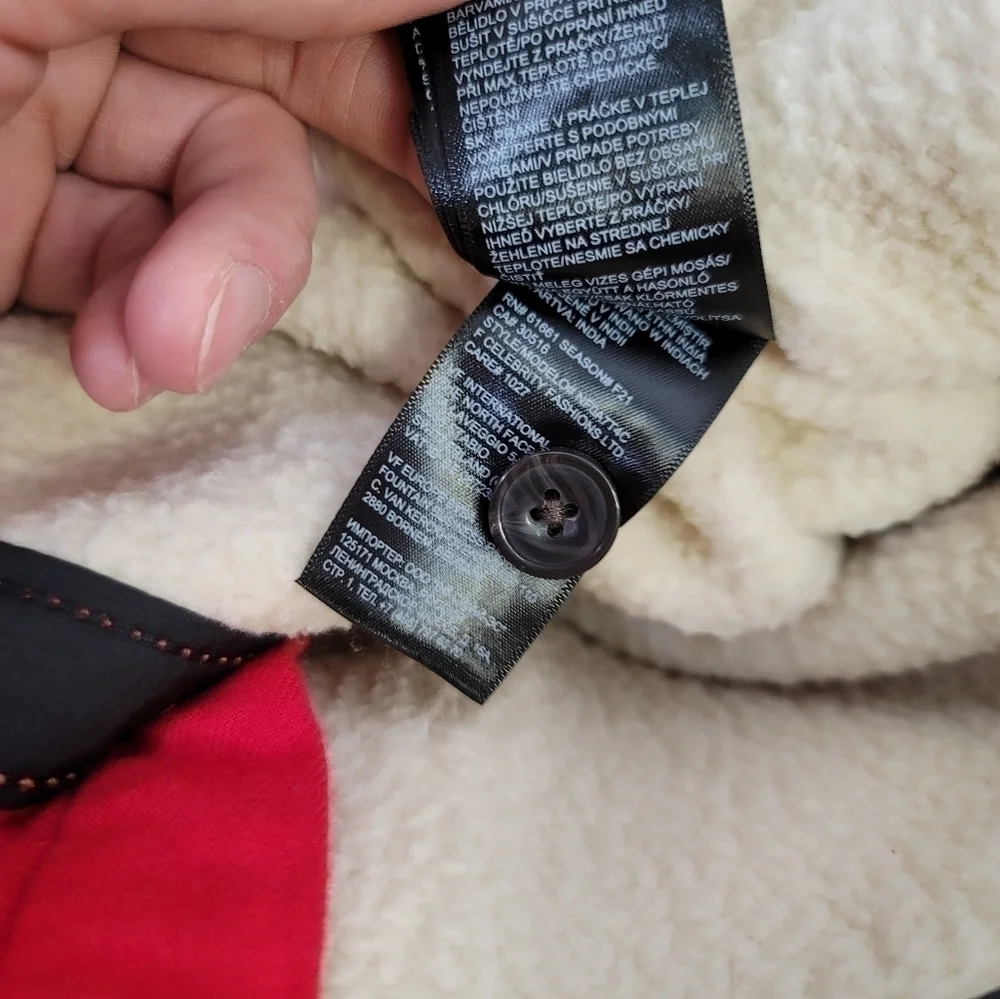 THE NORTH FACE CAMP SHIRT, SZ SMALL